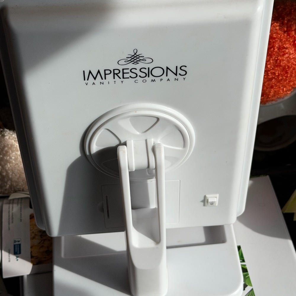 LED Vanity Mirror with Touch Control - Picture 3 of 4